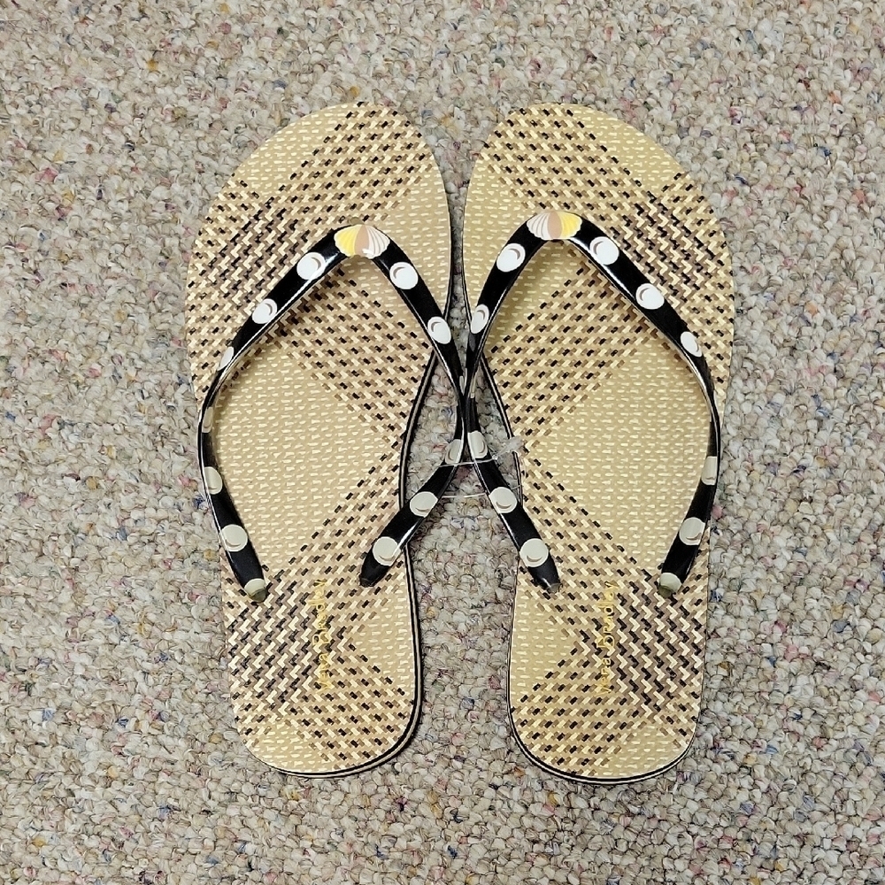Vera Bradley Womens Stylish Black and Tan Flip-Flops Sz 8 NWOT
